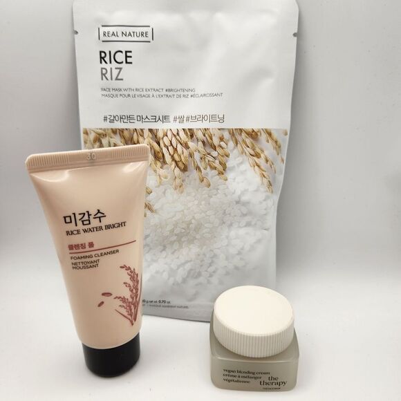 The Face Shop Best Sellers Kit Cleanser, Vegan Blending Cream and Face Mask - Picture 1 of 8
